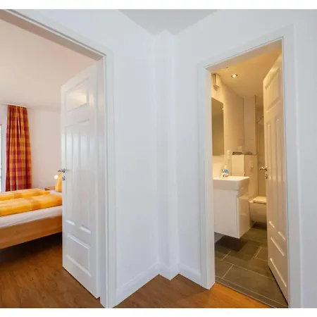 Pleasant In Sueddorf Apartament